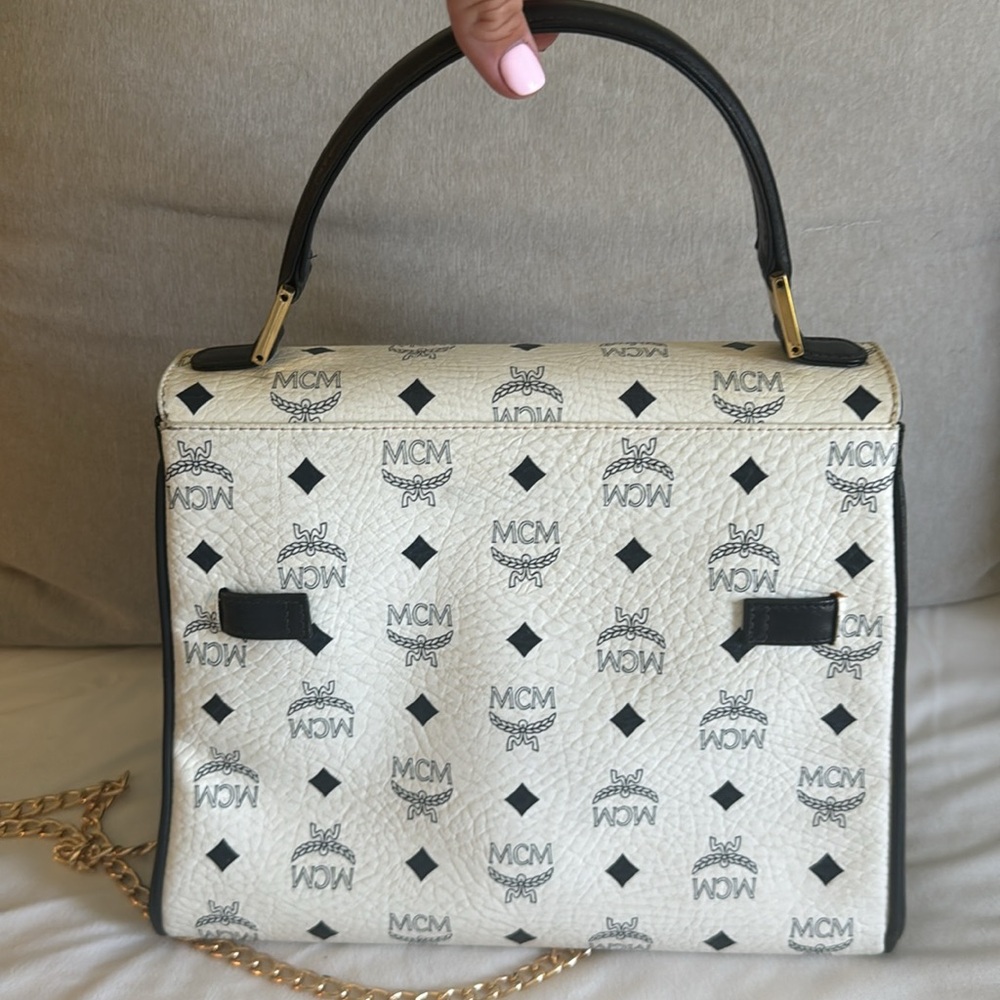 🔥🔥🔥MCM TOP HANDLE HANDBAG - Picture 3 of 11